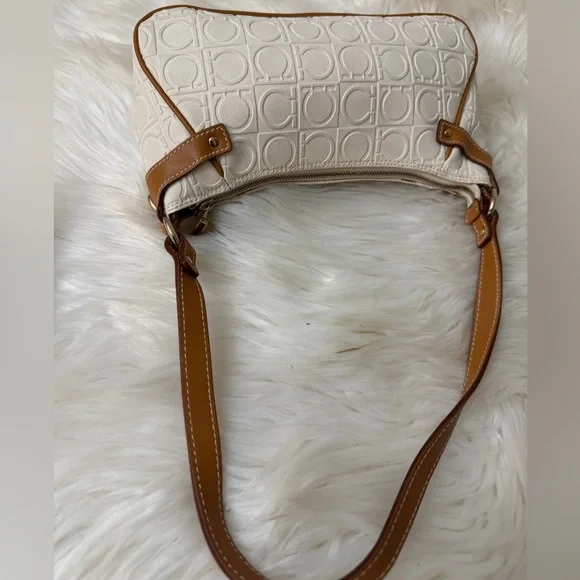 Salvatore Ferragamo White and Tan Shoulder Bag - Picture 7 of 11